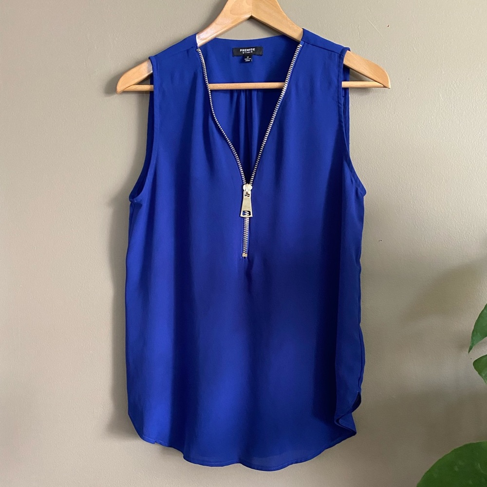 Premise cobalt v-neck zipper tank - size M